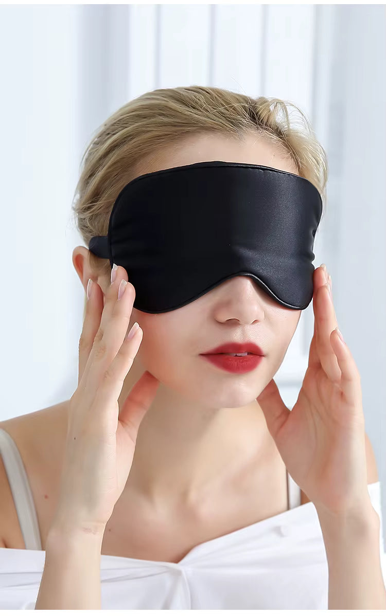Hedvábná maska na spaní ze 100% morušového hedvábí Juliette - Green