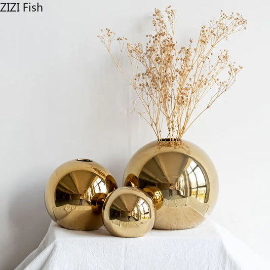 Gold minimalist vases ball shape Zizi