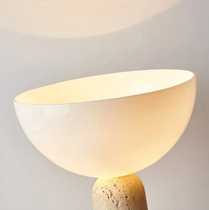 Stolní lampa z přírodního travertinu Danisha