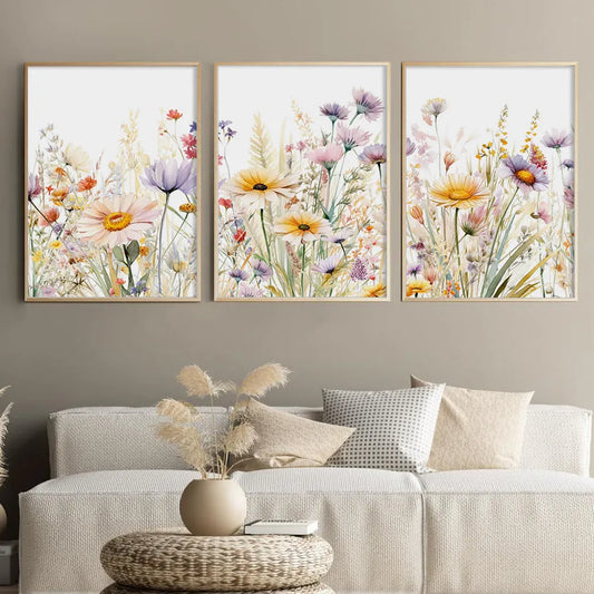 Set of 3 paintings with a botanical pattern of flowers on canvas