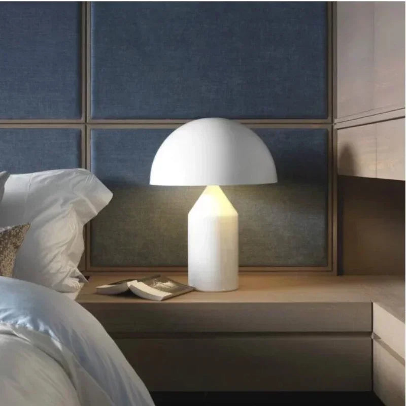 Rechargeable LED table lamp