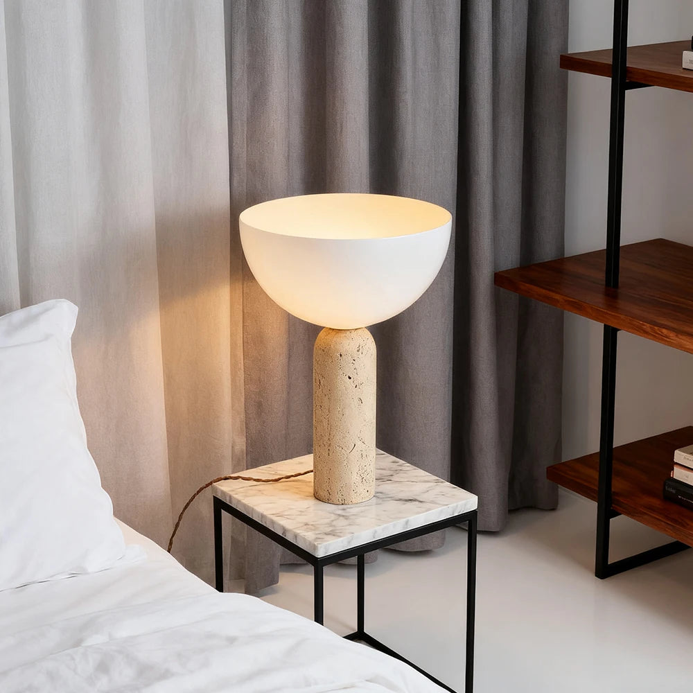 Stolní lampa z přírodního travertinu Danisha