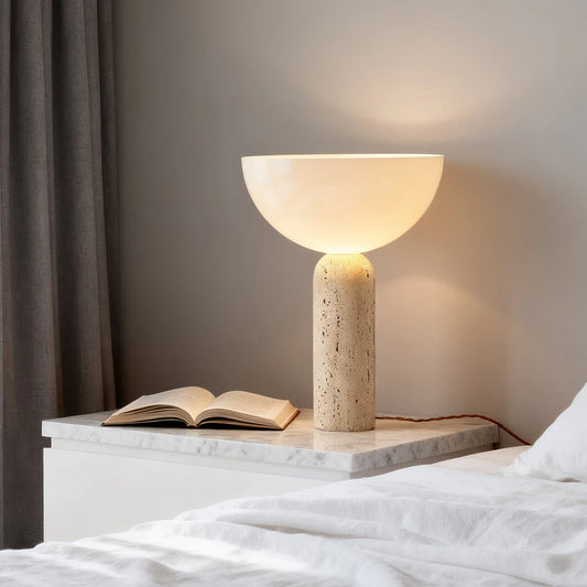 Stolní lampa z přírodního travertinu Danisha