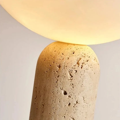 Stolní lampa z přírodního travertinu Danisha